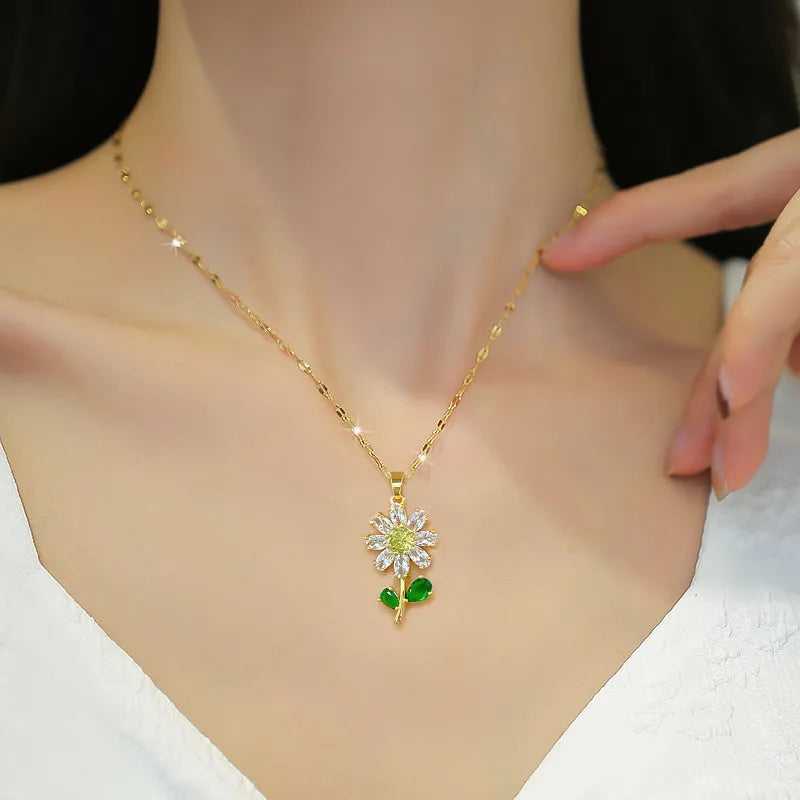 Flora Necklace