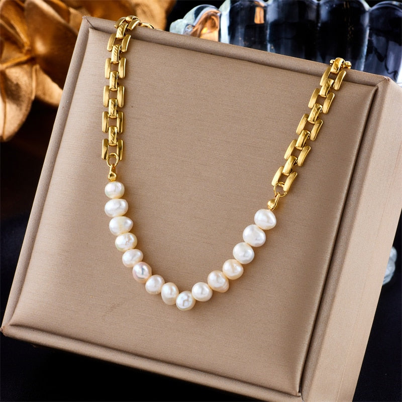 Noelle Necklace