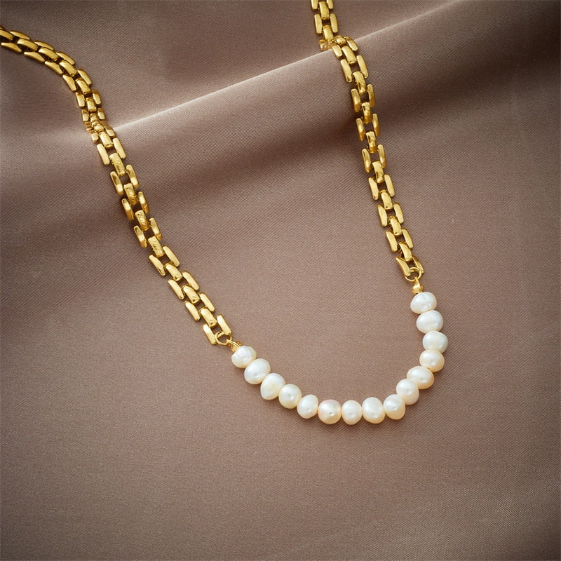 Noelle Necklace