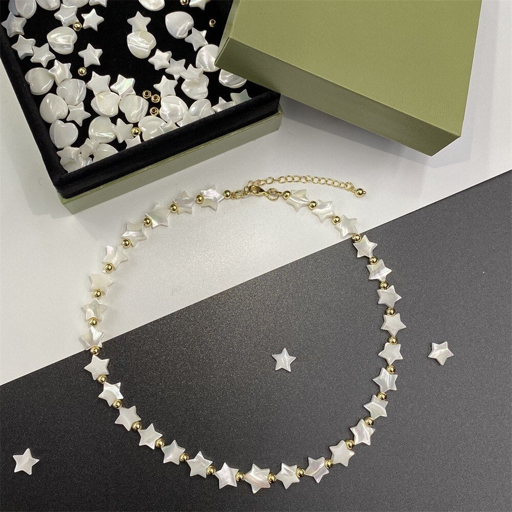 Scarlett Choker