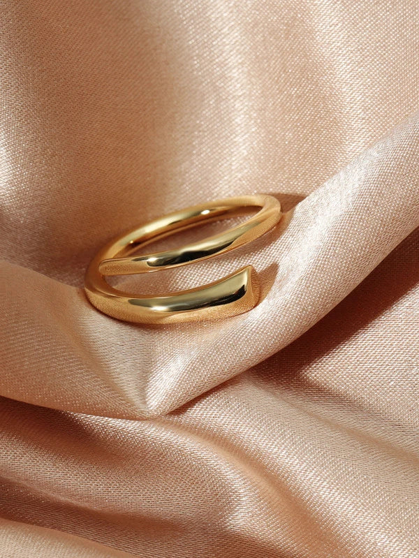 Alora Ring