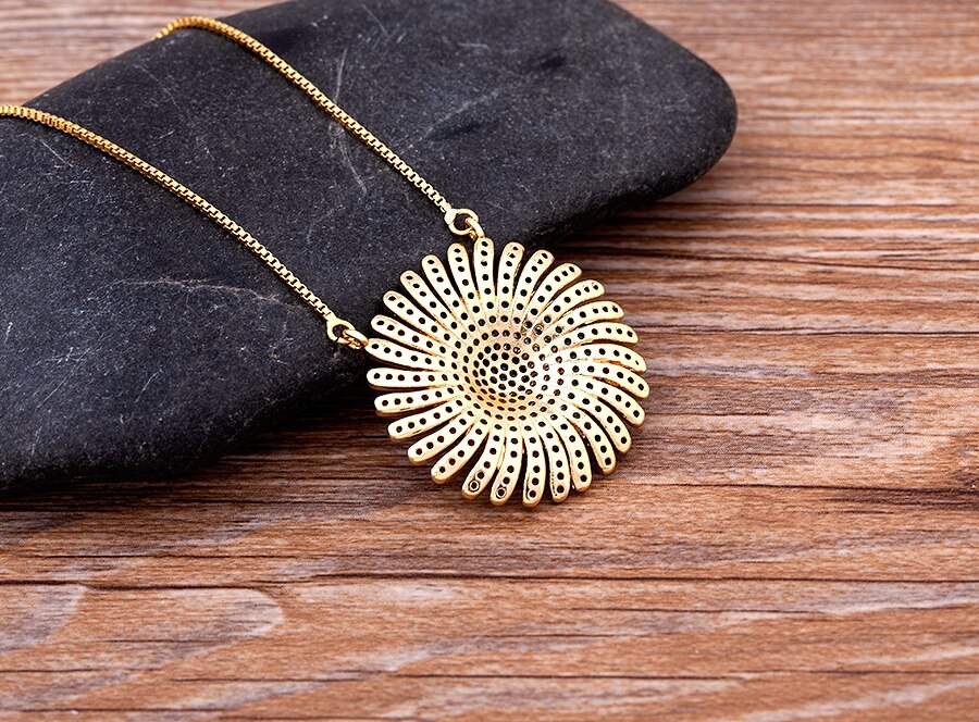 18K Gold Plated Peony Necklace