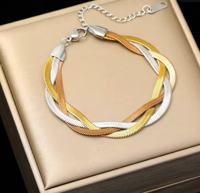 Palina tri-tone braided bracelet in gold, silver and rose gold stainless steel — Alphenik UAE